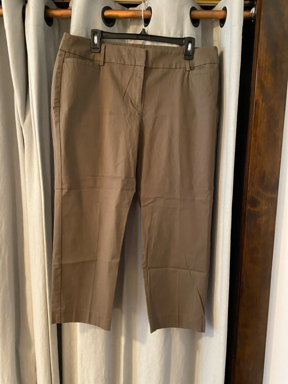 LOFT Outlet Dark Khaki Lightweight Cropped Dress Pants, Women’s Size 14 Petite - Picture 1 of 6